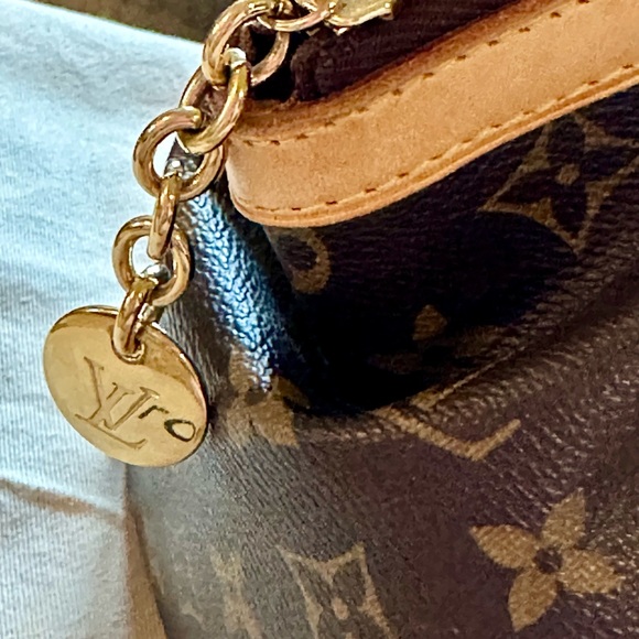 SOLD - Picture 5 of 13